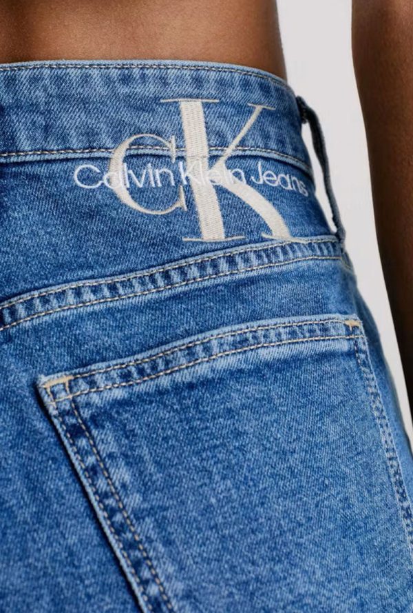 CALVIN KLEIN MOM JEANS on Sale