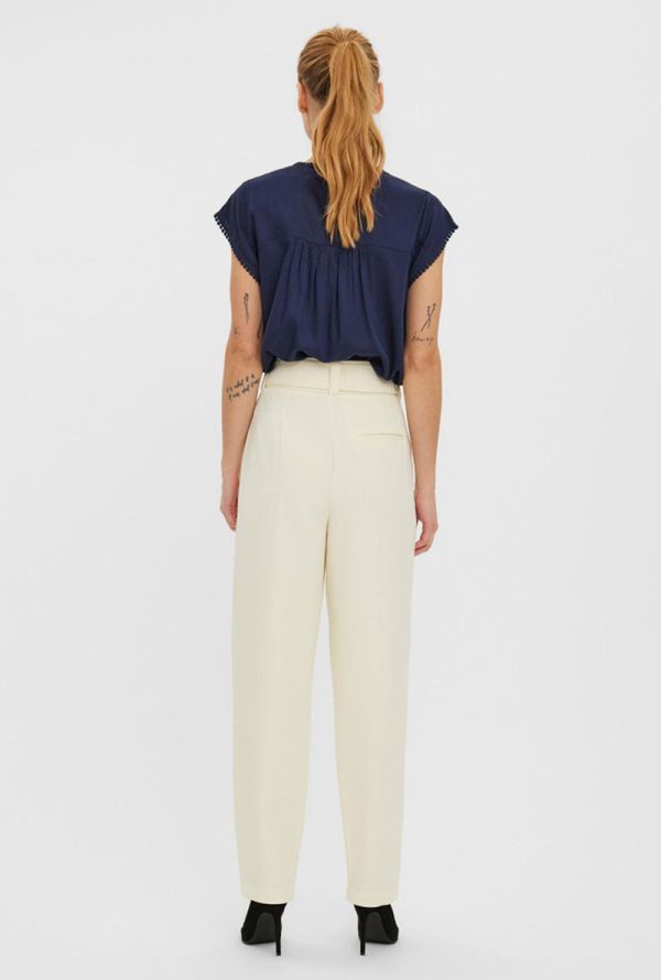 VERO MODA LIA H W POCKET TROUSERS on Sale